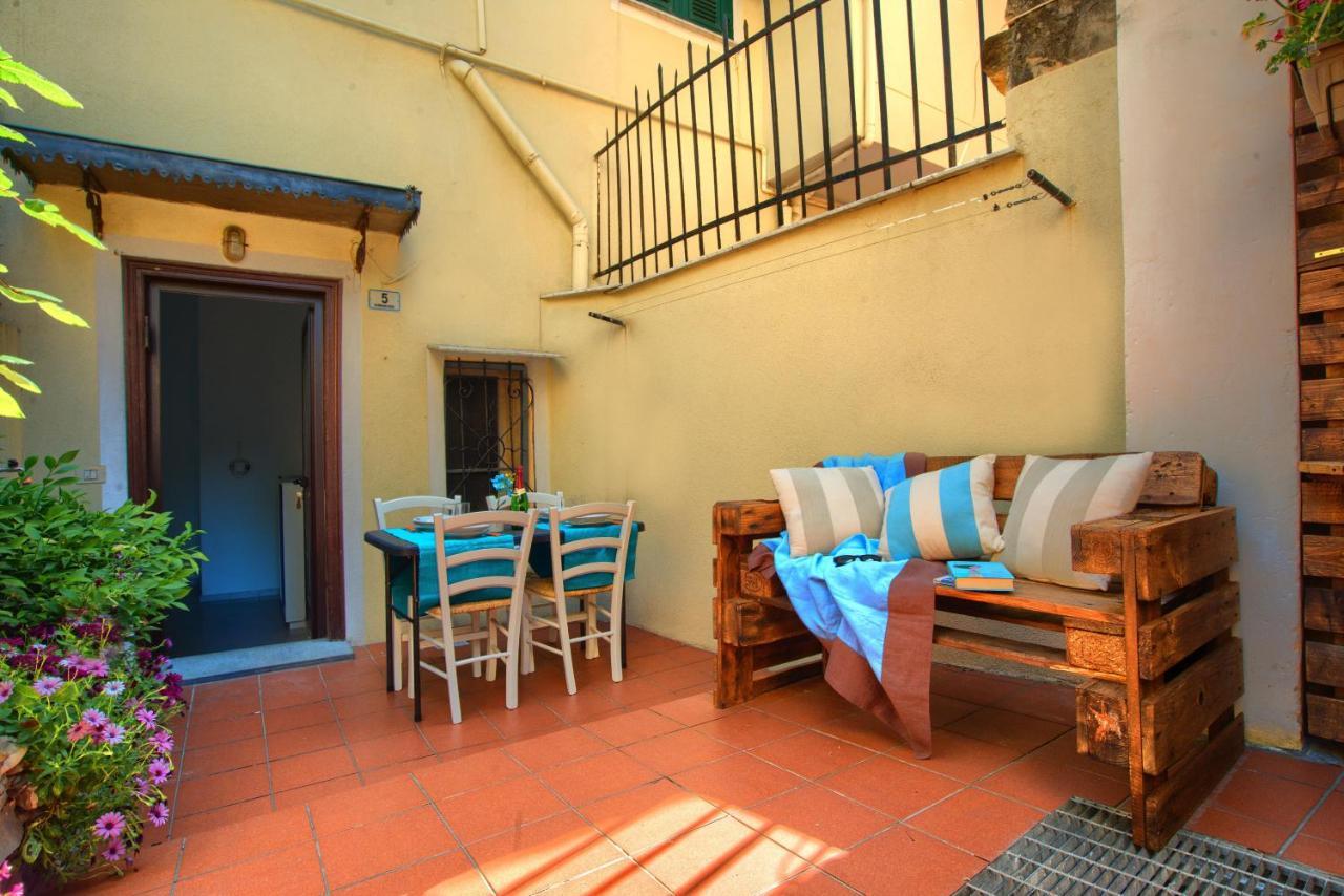 Villa Casa A 2 Passi Dal Mare Con Patio Privato Imperia Exterior foto